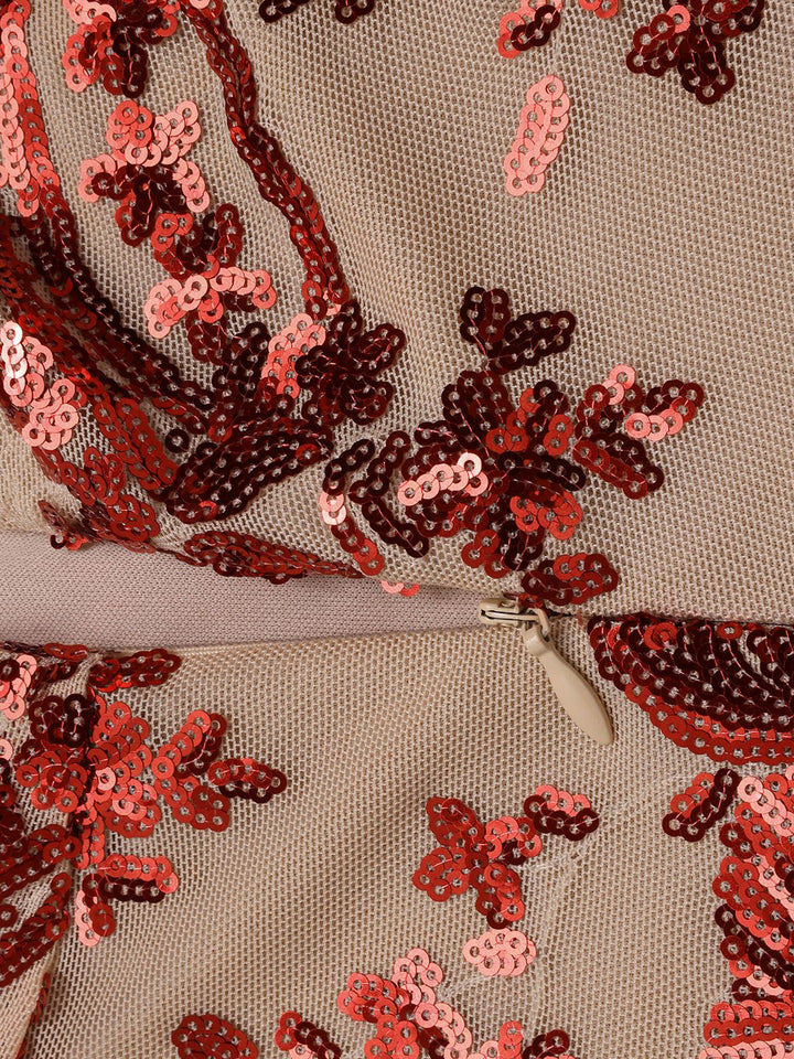 This 1930s One Shoulder Sequined Floral Slit Dress wraps her in 1930s elegance, one twirl at a time