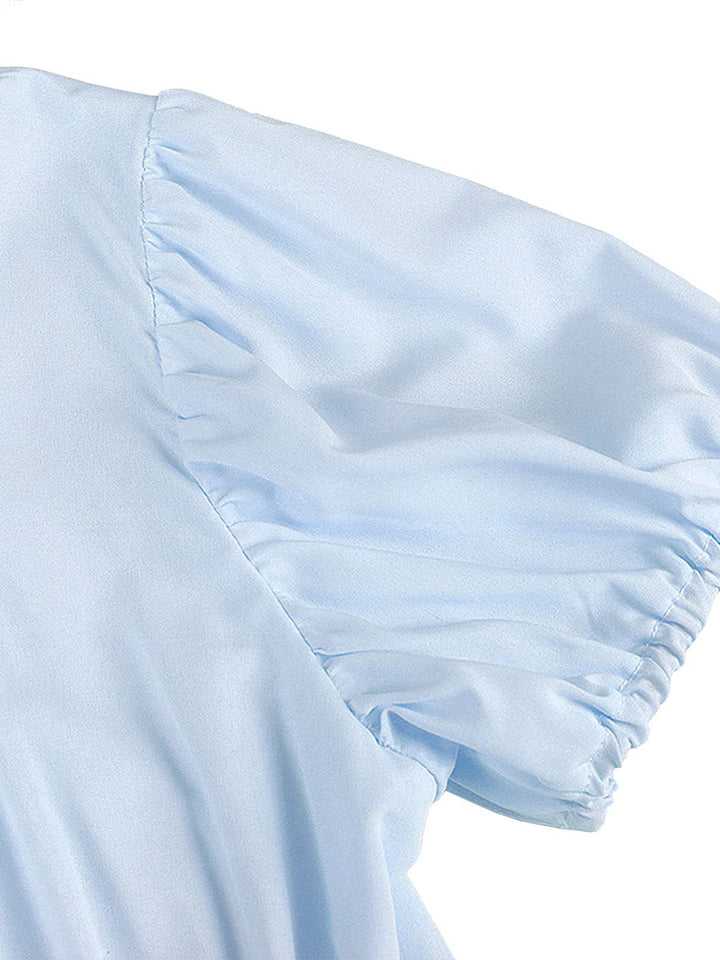 She slips into this 1930s Solid Square Neck Puff Sleeves Dress and suddenly it&