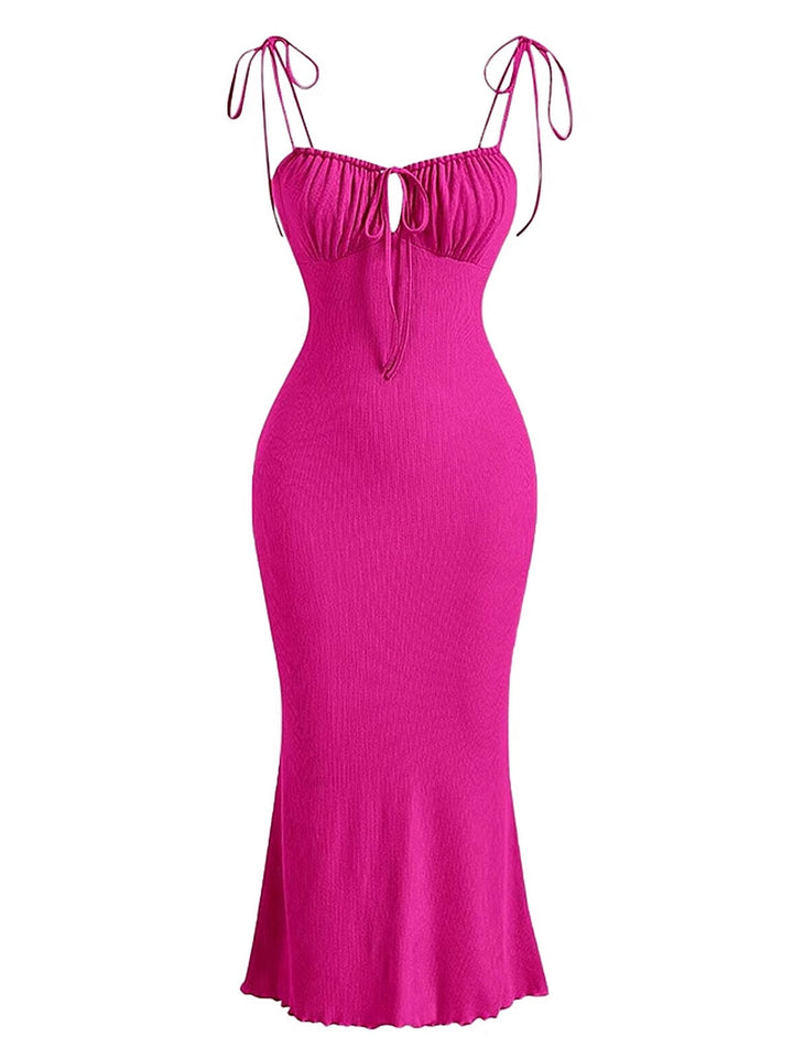 She slips into this 1930s Solid Wrinkles Spaghetti Straps Dress and suddenly it&
