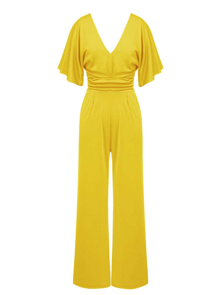 She finds her 1930s story in this 1930s V-Neck Knitted Solid Jumpsuit