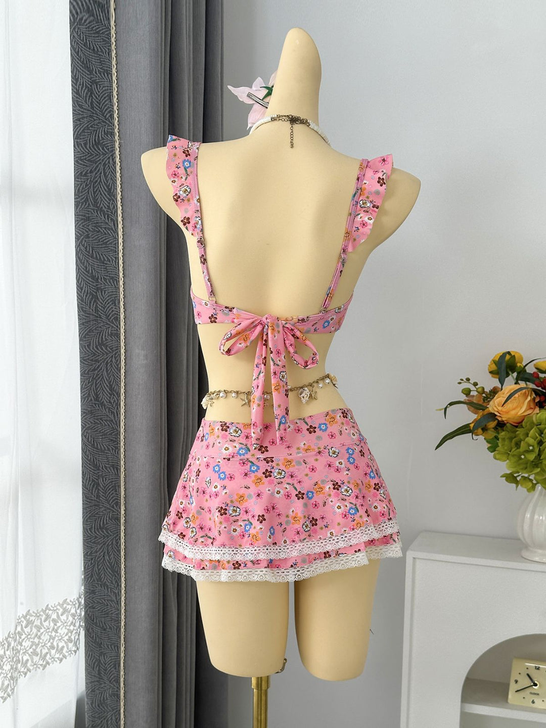 Ditsy Floral Ruffle Strap Lace Trim Bikini Set, vintage swimsuit, swimwear - perfect for women who love vintage and retro fashion