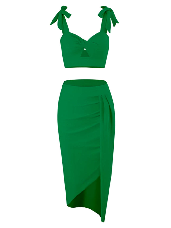 This 1940s Solid Shoulder Tie Hollow Swimsuit &amp; Cove-Up carries 1940s vacation dreams in every stitch