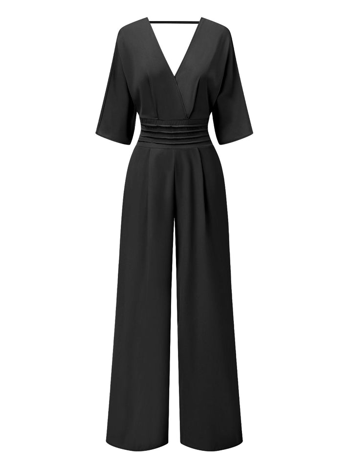 She finds her 1940s story in this 1940s Solid V-Neck Half Sleeves Jumpsuit