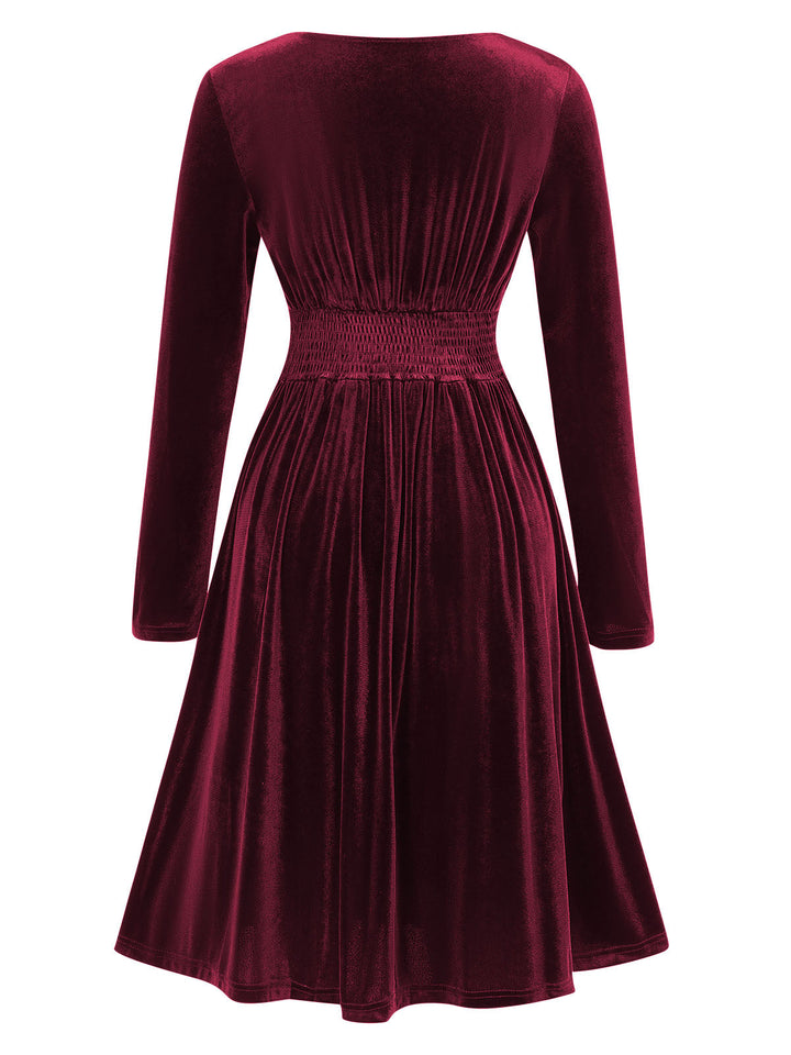 1940s VNeck Solid Aline Velvet | 1940s | vintage dress, retro fashion