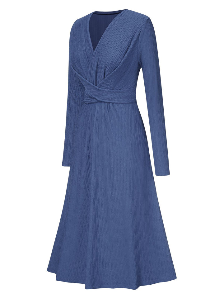 She slips into this 1940s V-Neck Wrap Waist A-Line Midi Dress and suddenly it&