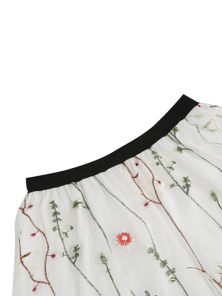 1950s Floral Embroidered Mesh Skirt: timeless style reimagined