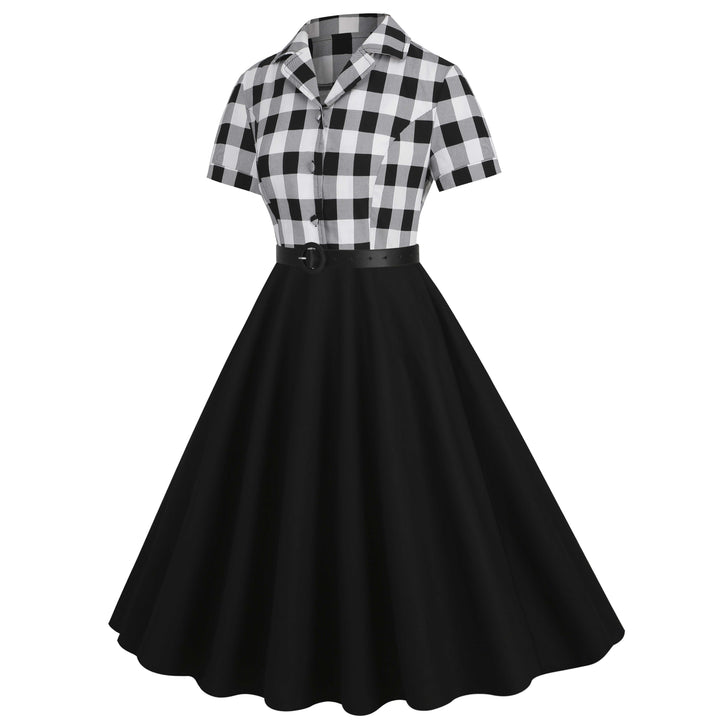 This 1950s Lapel Contrast Belted Dress wraps her in 1950s elegance, one twirl at a time