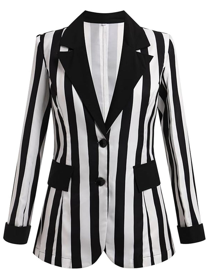 She throws on this 1950s Lapel Contrast Black &amp; White Stripes Blazer and the city feels like 1950s Paris