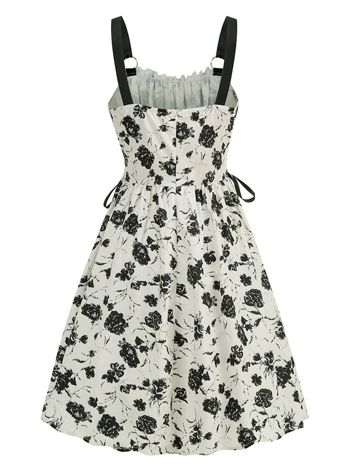 1950s Roses Straps Lace-Up Pleated Dress — a 1950s silhouette that turns sidewalks into runways