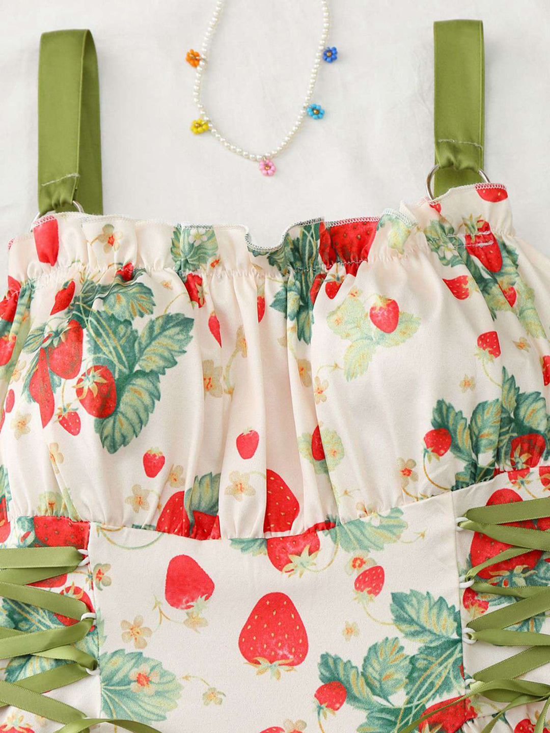 1950s Ruffled Square Neck Sleeveless Floral Print Swing Dress, vintage dress, retro fashion, rockabilly, pin-up fashion - perfect for women who love vintage and retro fashion