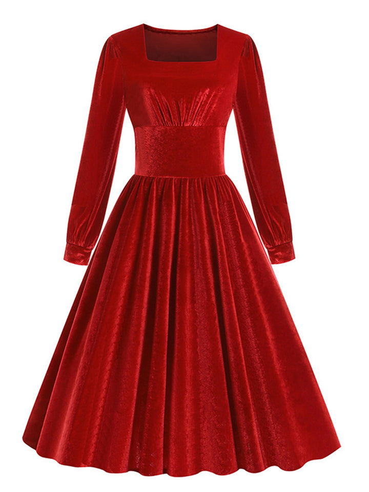 She slips into this 1950s Solid Square Neck Velvet Dress and suddenly it&