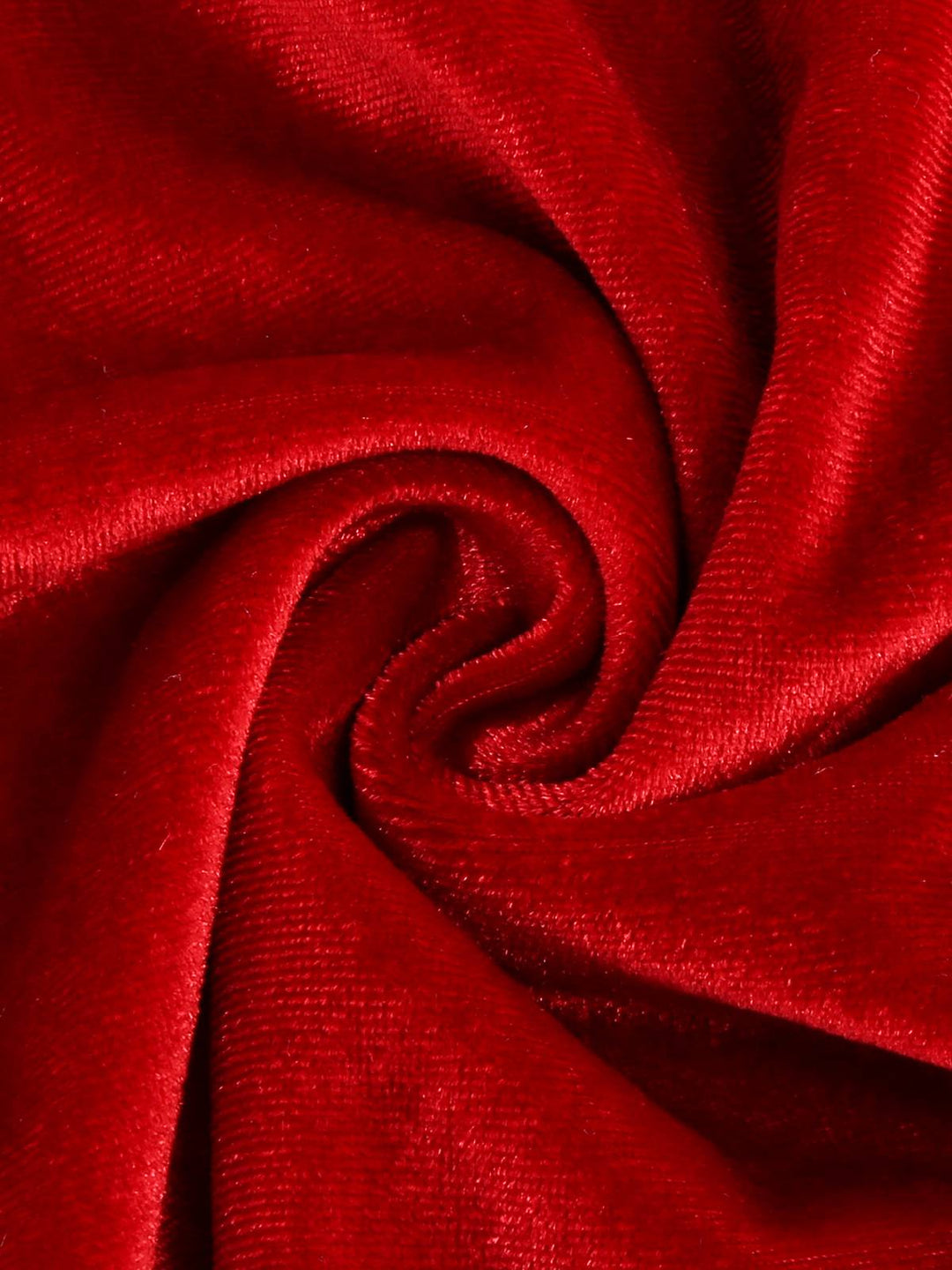 She slips into this 1950s Solid Square Neck Velvet Dress and suddenly it&