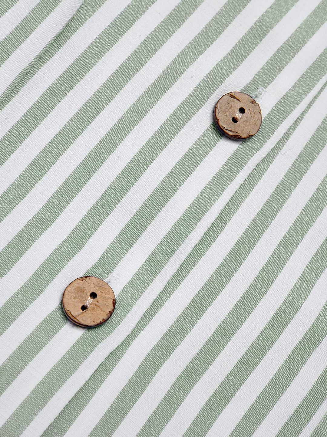 She adds this 1950s V-Neck Stripes Sleeveless Belted Romper and suddenly it&