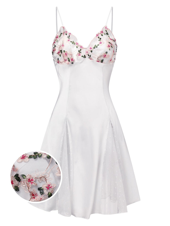Lace Spaghetti Straps Satin Nightgown: where romance meets her modern spirit