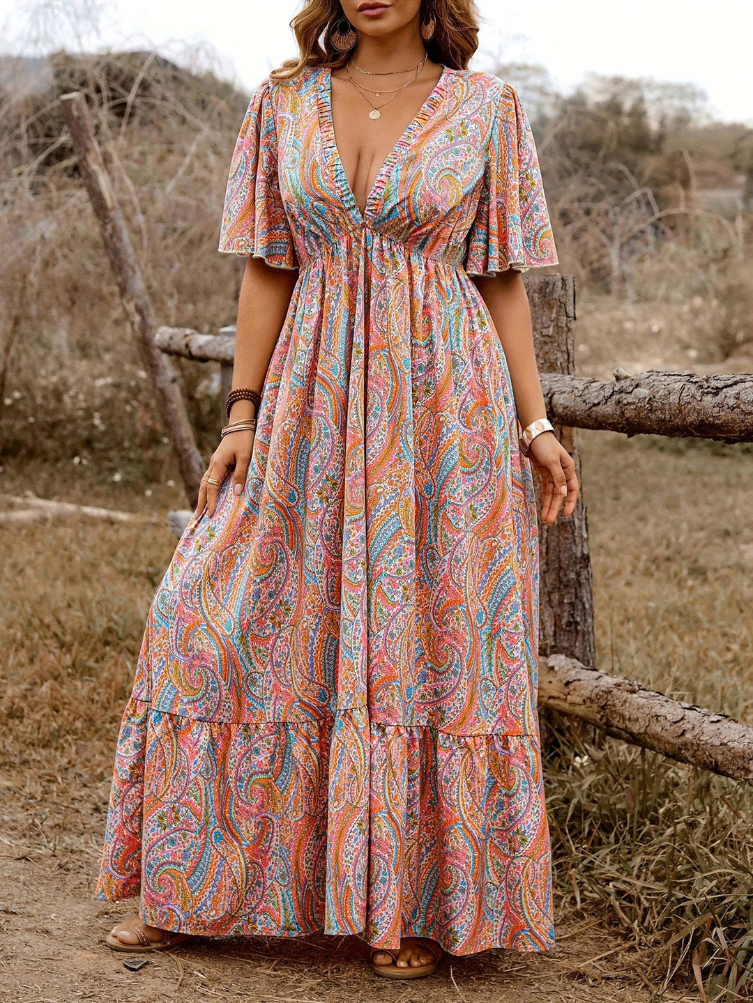 1970s Boho Paisley V-Neck Flutter Sleeve Maxi Dress: beautiful vintage dress, retro fashion, elegant style with timeless appeal