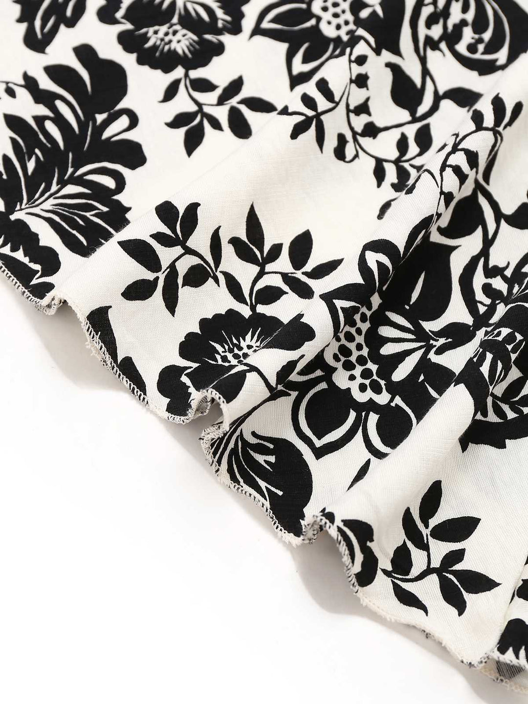 1970s V-Neck Floral Cap Sleeve Midi Dress - vintage dress, retro fashion
