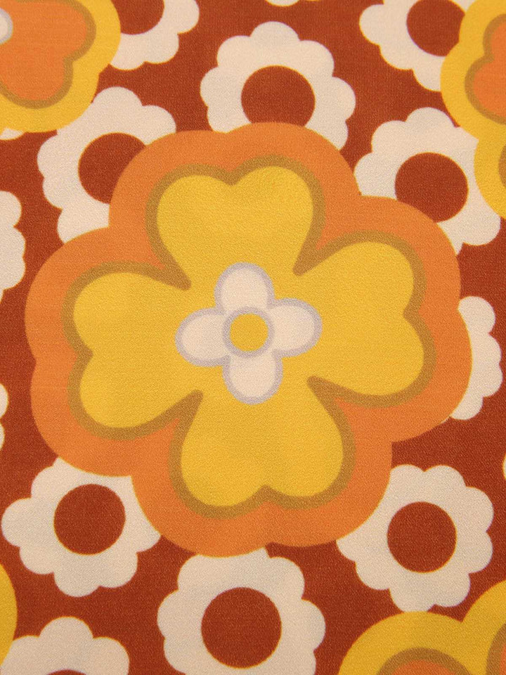 2PCS 1960s Tie Neck Floral Top &amp; Button Solid Skirt: a 1960s classic that whispers rather than shouts