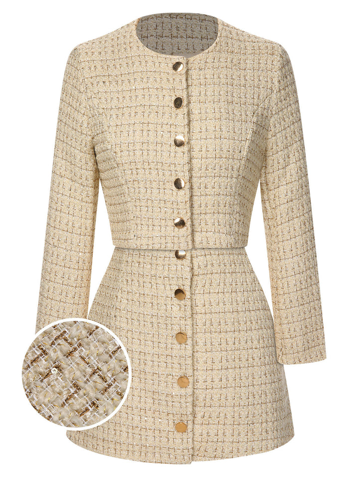 She throws on this 2PCS 1960s Tweed Cropped Coat &amp; A-Line Skirt and the city feels like 1960s Paris