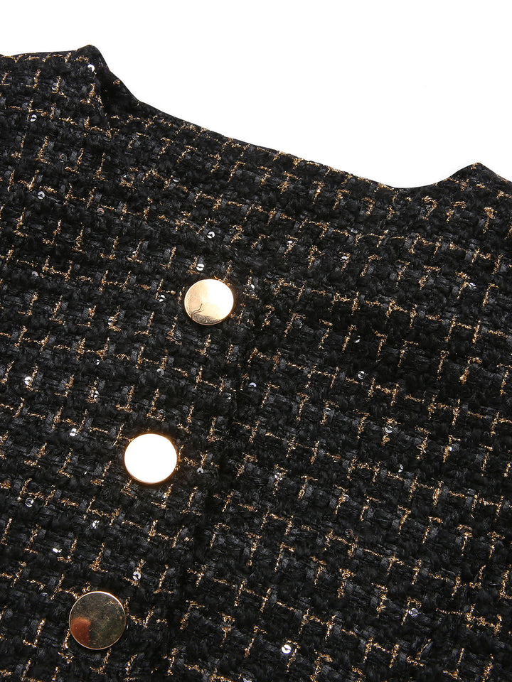 She throws on this 2PCS 1960s Tweed Cropped Coat &amp; A-Line Skirt and the city feels like 1960s Paris