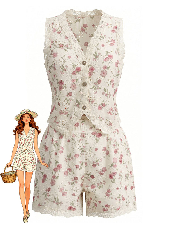 2PCS Beige 1940s Ditsy Floral Lace Patchwork Top &amp; Shorts, vintage top, retro blouse - perfect for women who love vintage and retro fashion