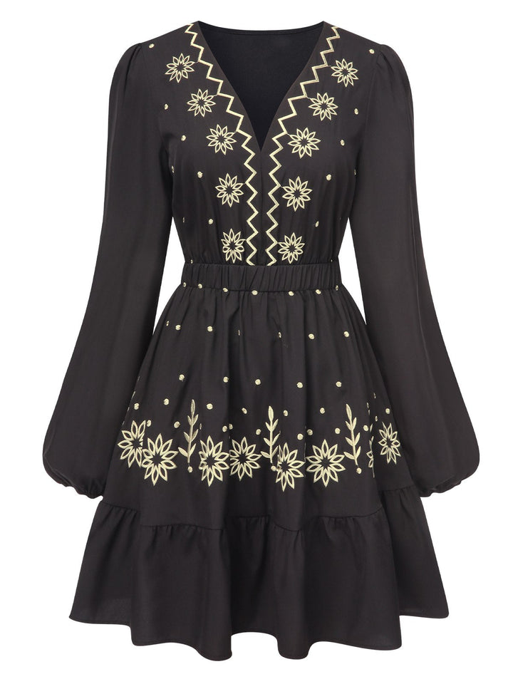 1940s Deep Embroide Floral Dress | 1940s | vintage dress, retro fashion