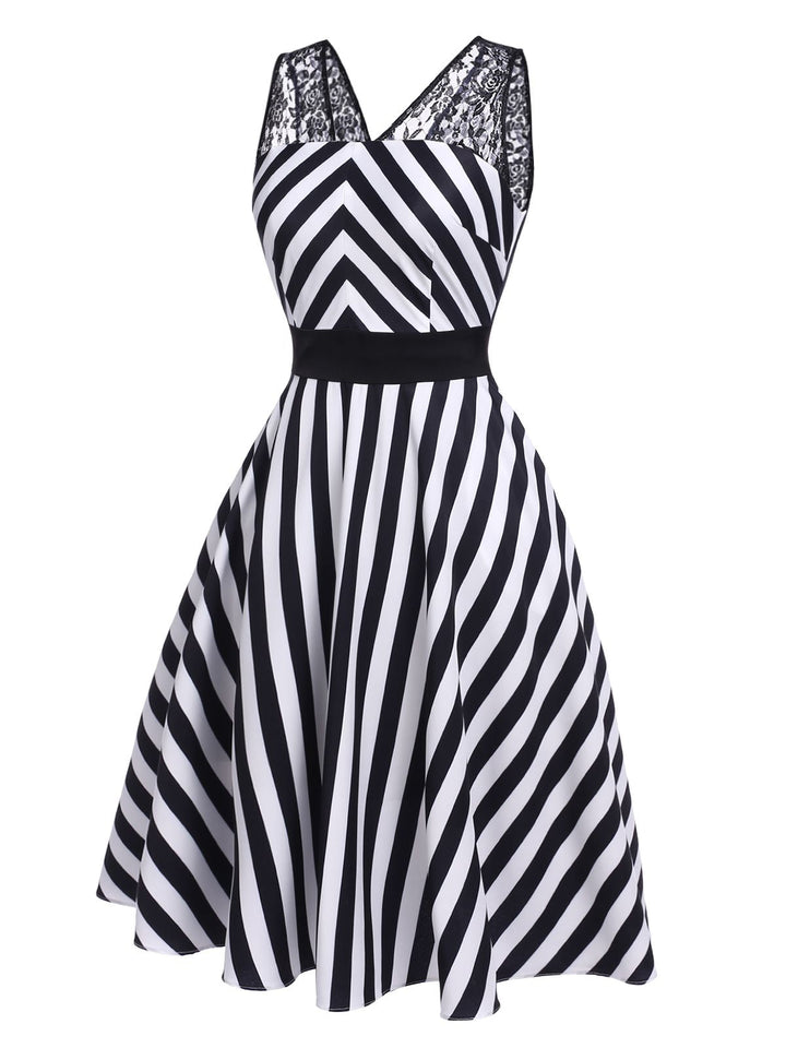 1950s Stripes Lace Swing Dress | 1950s | vintage dress, retro fashion