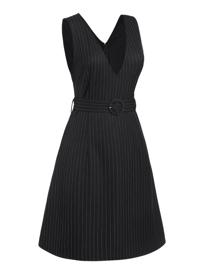 This Black 1960s Striped V-Neck Belted Dress wraps her in 1960s elegance, one twirl at a time