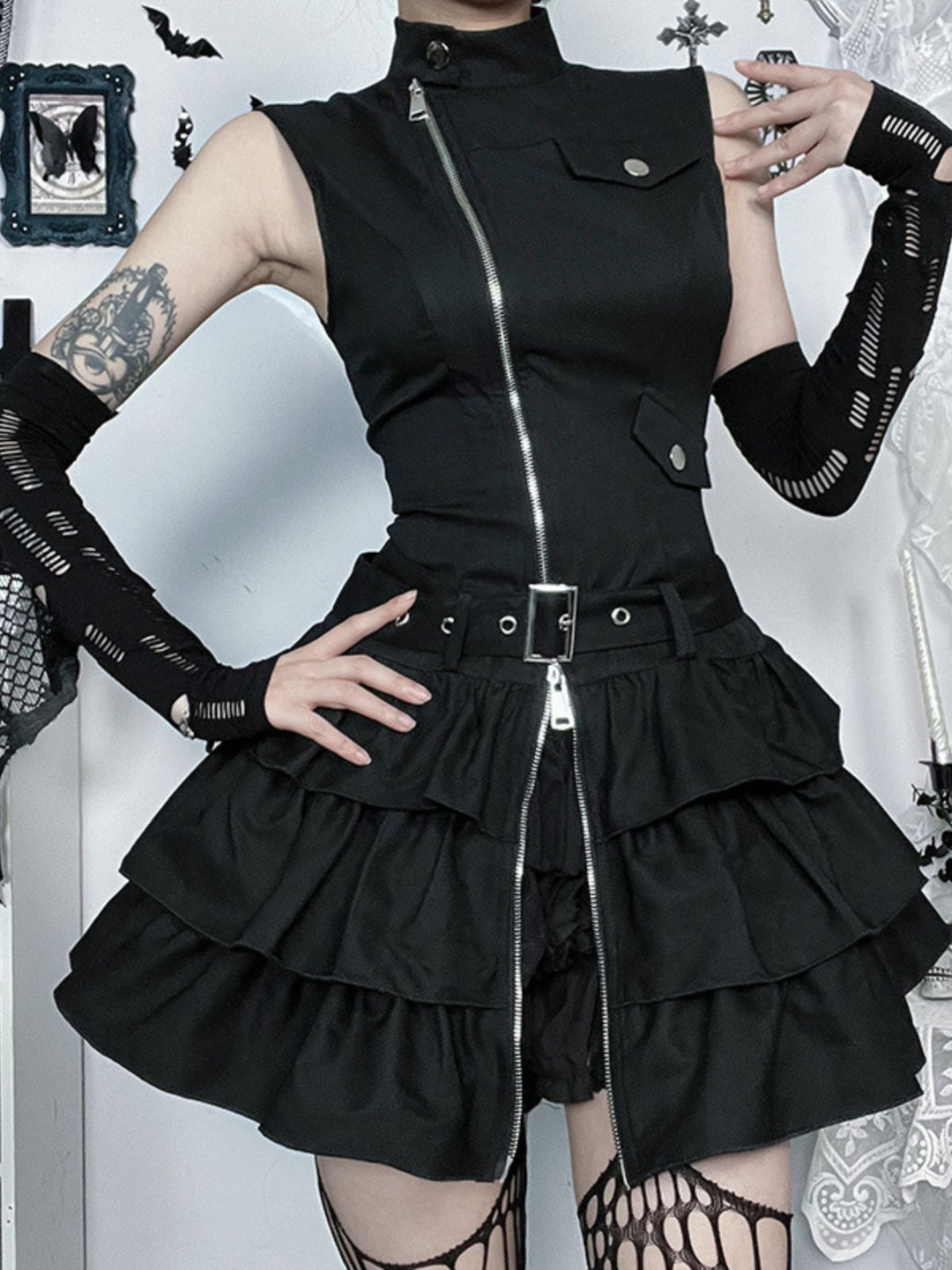 Black 1980s Steampunk Solid Zipper Belted Dress - vintage dress, retro fashion, classic black