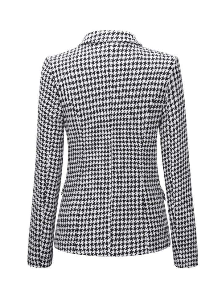 This Black &amp; White 1950s Double Breasted Houndstooth Blazer is her armor of 1950s elegance