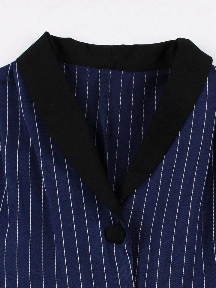 This Dark Blue 1950s Striped Patchwork Belted Dress wraps her in 1950s elegance, one twirl at a time