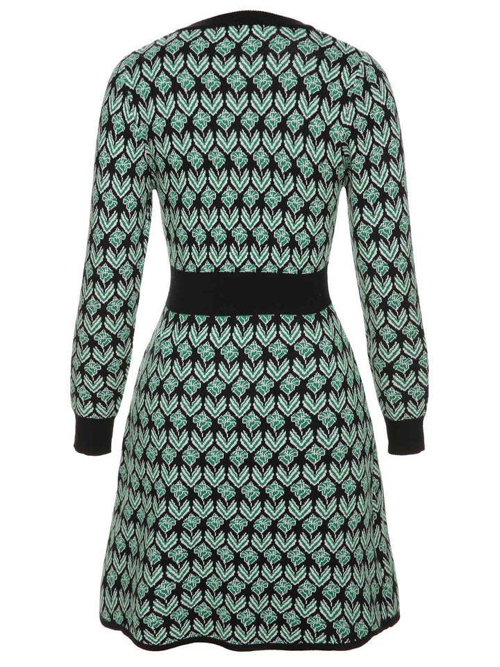 Green 1940s Knitted Floral A-Line Dress, vintage dress, retro fashion, floral print - perfect for women who love vintage and retro fashion