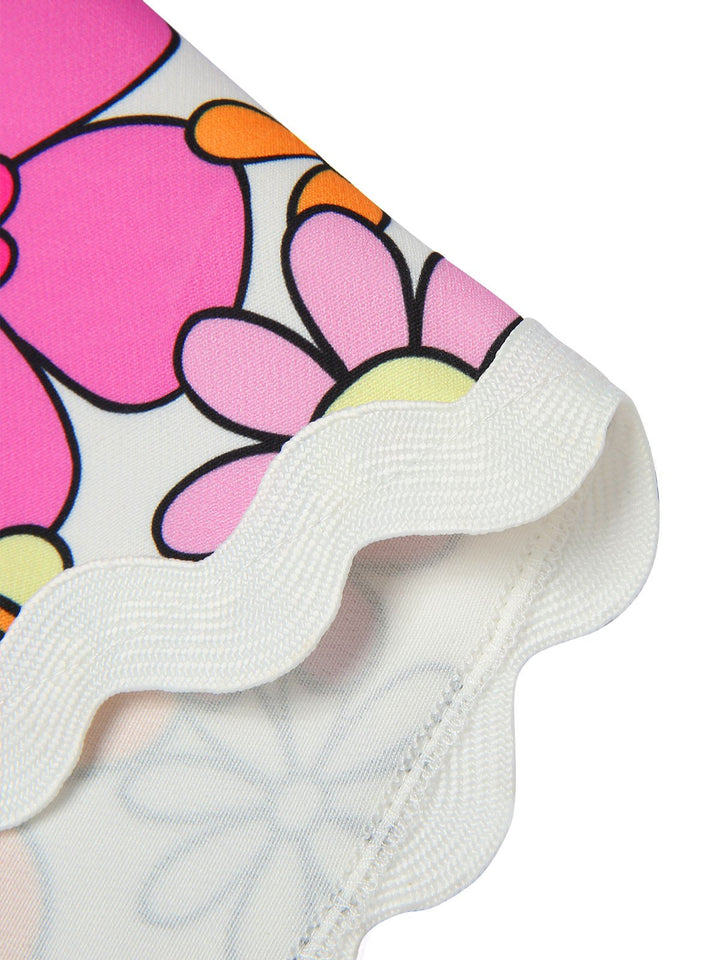 She slips into this Pink 1960s V-Neck Cartoon Flowers Pencil Dress and suddenly it&