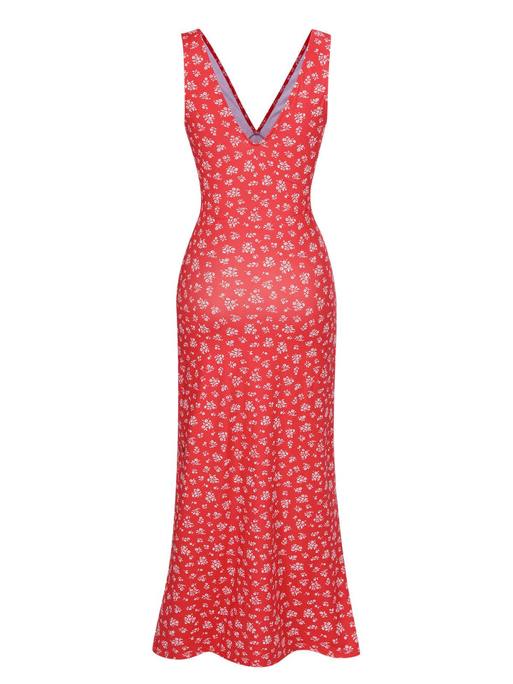 This Red 1960s V-Neck Ditsy Floral Dress wraps her in 1960s elegance, one twirl at a time