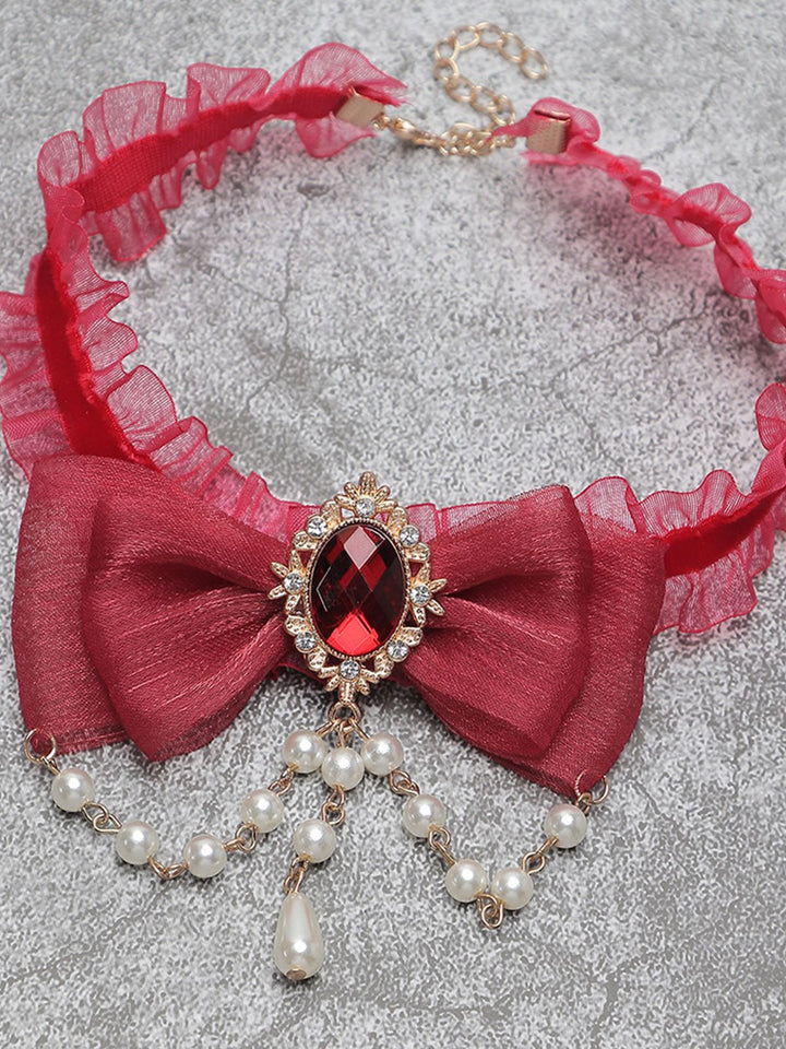 Vintage Bow Halloween Pearl Gemstone Necklace: 1950s detail work for the woman who notices