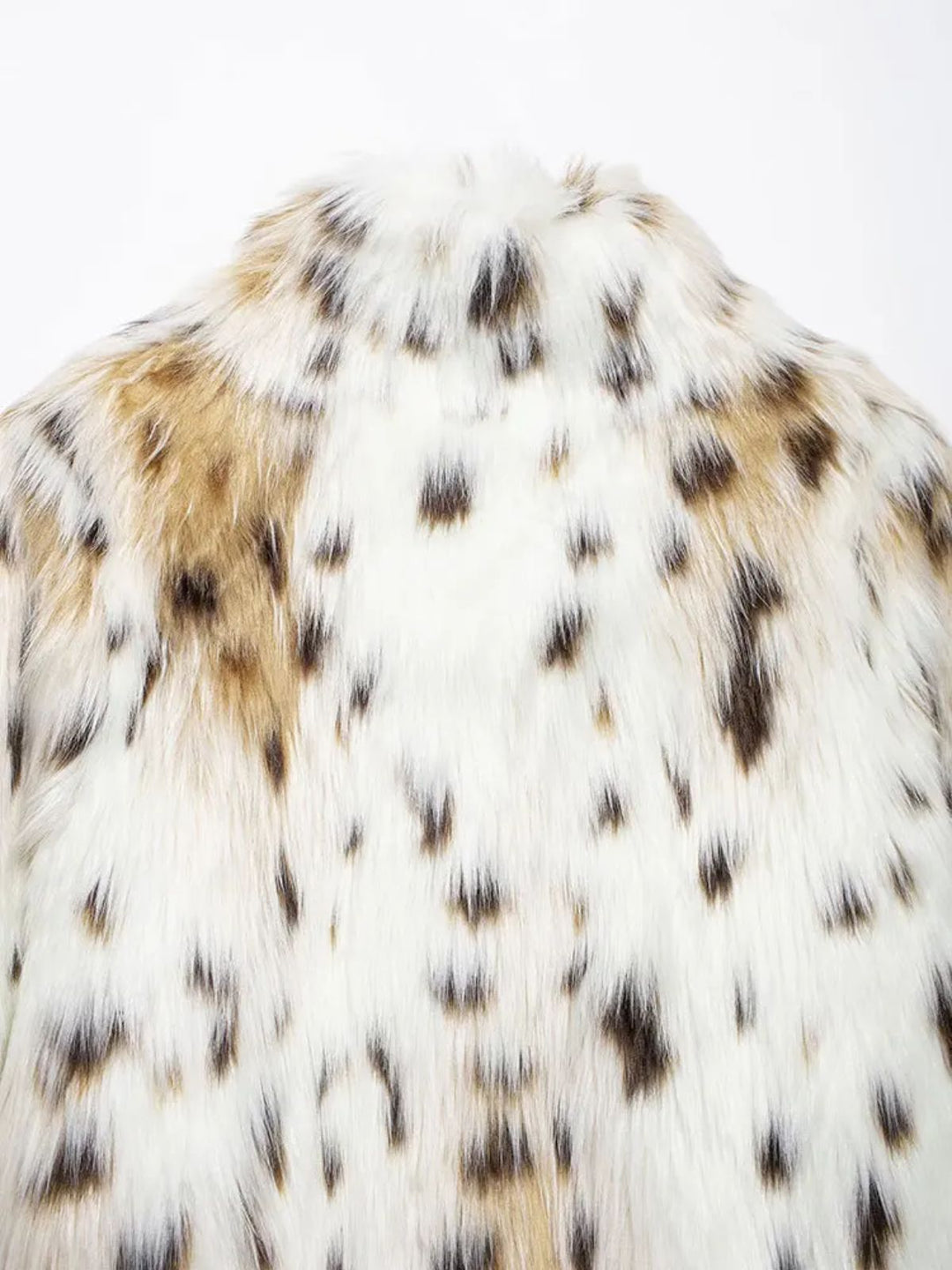 White 1980s Reindeer Print Faux Fur Jacket - vintage fashion, style, pure white