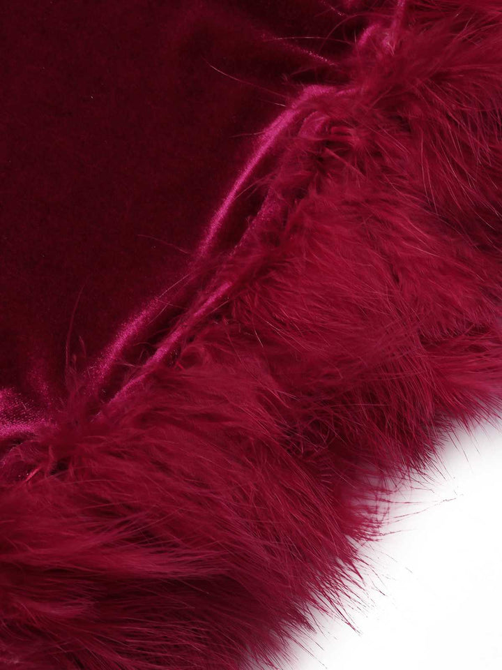 She slips into this Wine Red 1930s Squared Neck Velvet Mermaid Dress and suddenly it&