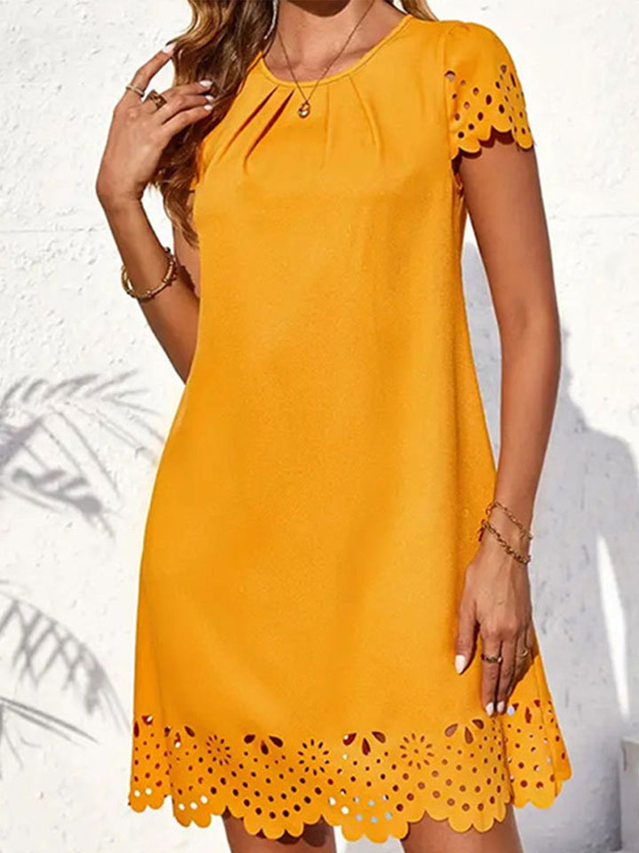 She slips into this Yellow 1960s Hollow A-Line Solid Dress and suddenly it&